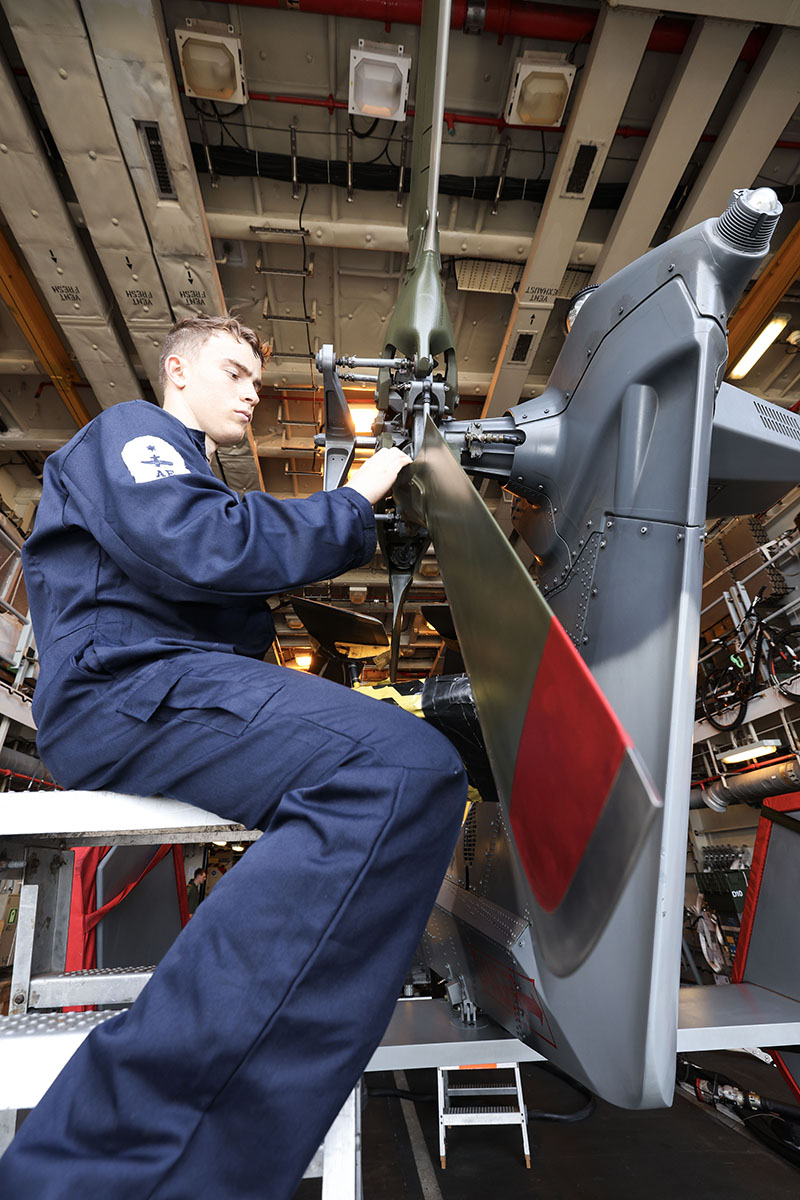 Wildcat Maintenance on HMS Dauntless 8 FLEET 20250509 XH0040 003